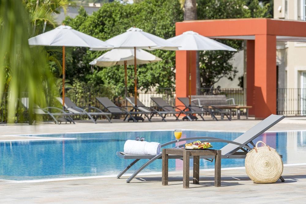 La Sella Premium Lifestyle